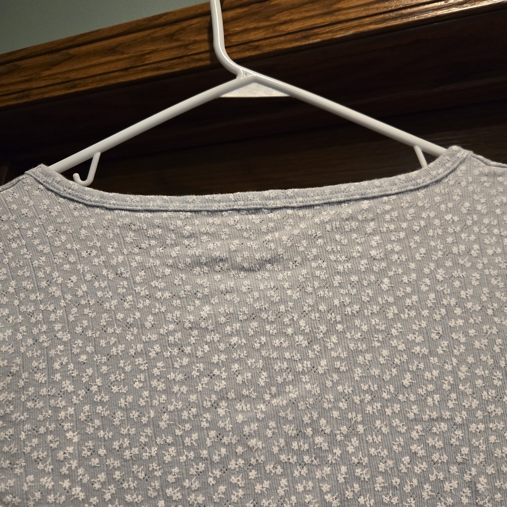 Brandy Melville Cream Fitted Button Down Shirt - Picture 9 of 15